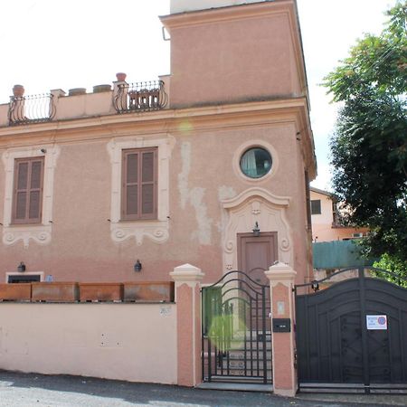 Palazzina Mariani Aparthotel โรม ภายนอก รูปภาพ